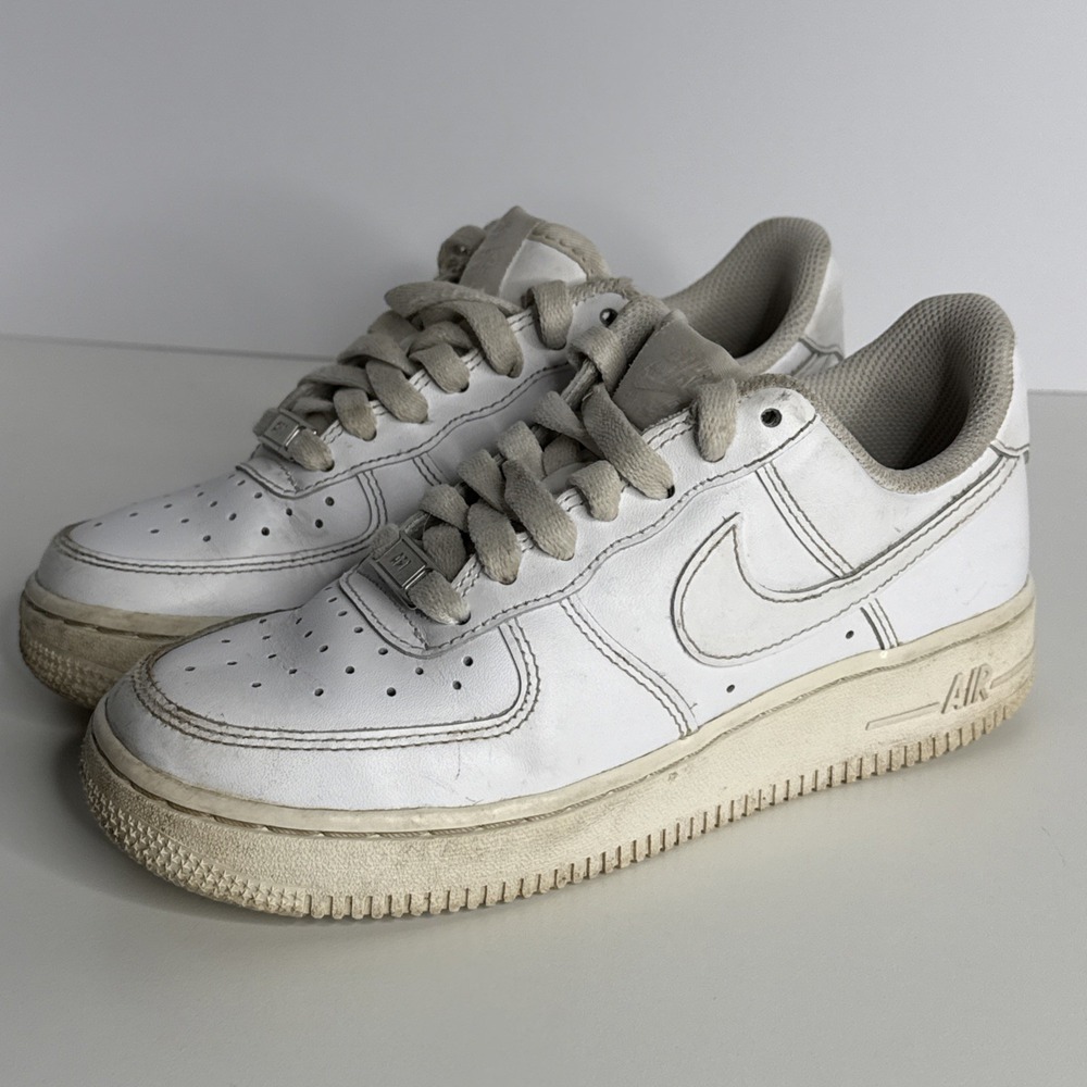 Nike Air Force 1 Low AF1 Women's Size 5 White Leather Sneakers DD8959-100
